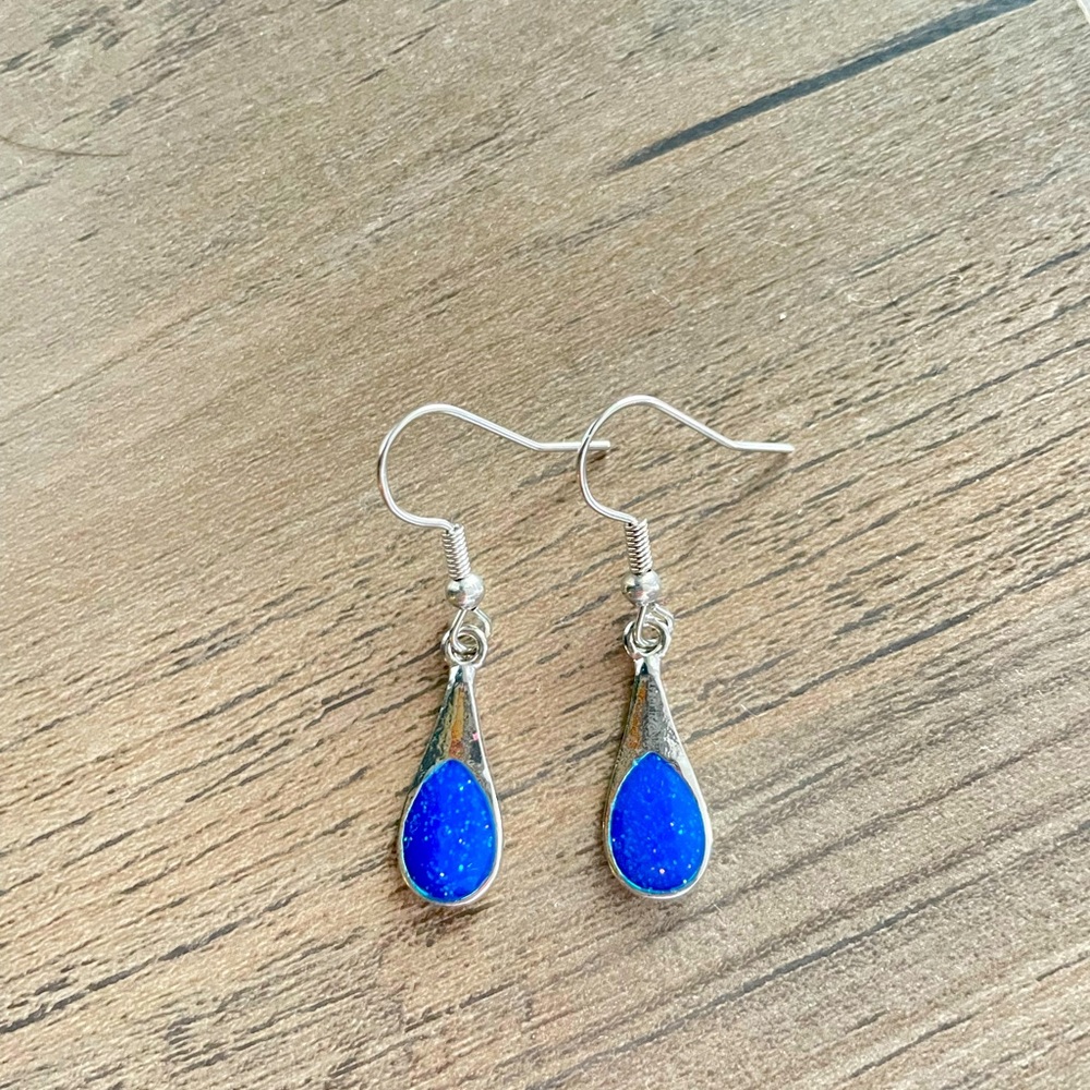 Brand New Blue & Silver Drop Earrings